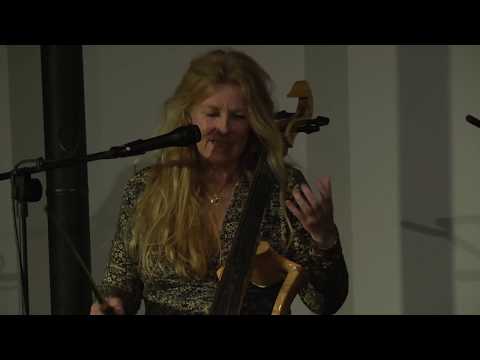 SMARTPLACES conference - Performance by Caroline Lavelle