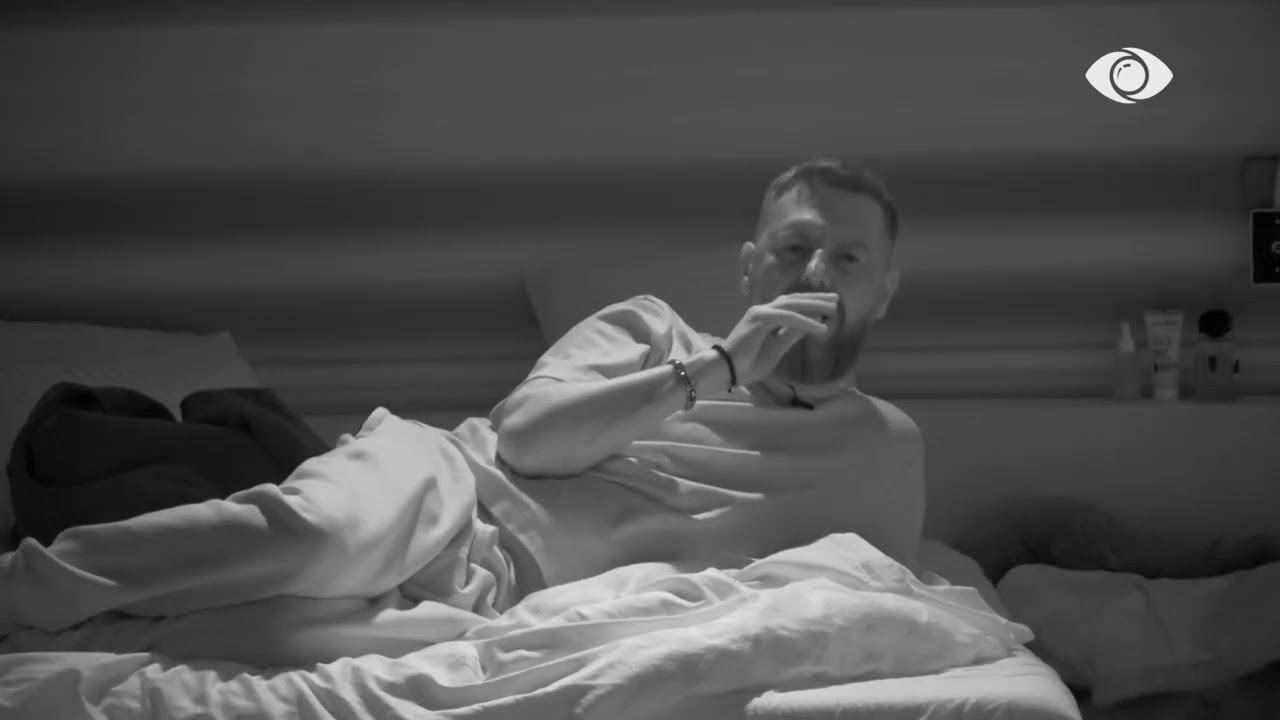 I sheh njerëzit në televizor dhe dashurohesh…/ Miri i drejtohet Artanit