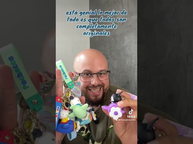 Vídeo relacionado con Jemini | Peluche Hello Kitty 13 cm | Doudou para bebé Lavable | Licencia Oficial de Sanrio | Juguete de estimulación Kawaii Desde el Nacimiento | Idea de Regalo para niños, cumpleaños, Navidad |