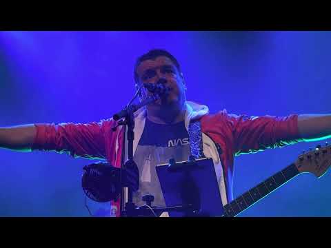 Lonely Robot perform In Floral Green