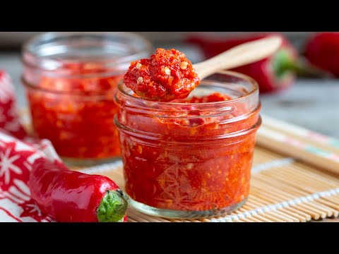 Fiery Flavors Unleashed: Ultimate Asian Chili Garlic Sauce