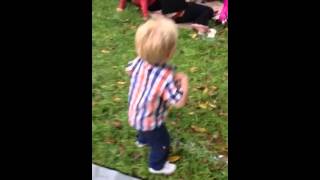 Hugh's Chicken Dance