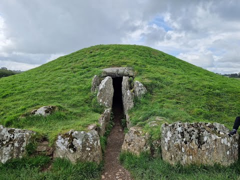 Anglesey Road Trip with the Dudes - Part 3 - Mynydd Y Garn & Bryn Celli Ddu