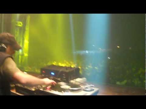 CAPODANNO 2012-2013_MAGNETIK WINTER NYE - Beat Kouple_Monzo dj-set_2