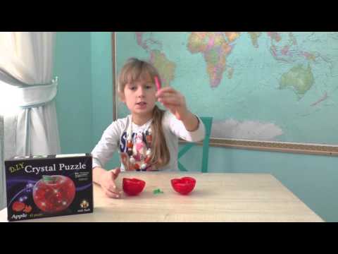 Собираем 3D-пазл Волшебное Хрустальное Яблоко 🍏 Crystal 3D PUZZLE Magic red APPLE with flashlight