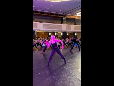 Contemporary Dance Class in NYC at JUMP Dance Convention 🪐 | #shorts