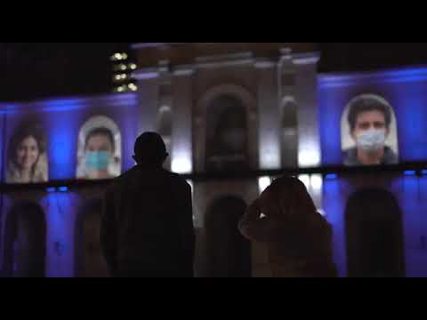 El Cabildo se ilumina para honrar a la cultura de la solidaridad