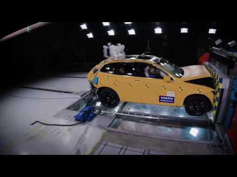 2018 Volvo XC60 Crash Test Compilation