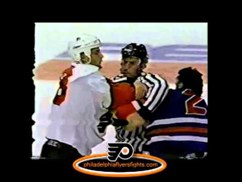 Oct 15, 1995 Jiri Slegr vs Eric Lindros Almost Edmonton Oilers vs Philadelphia Flyers