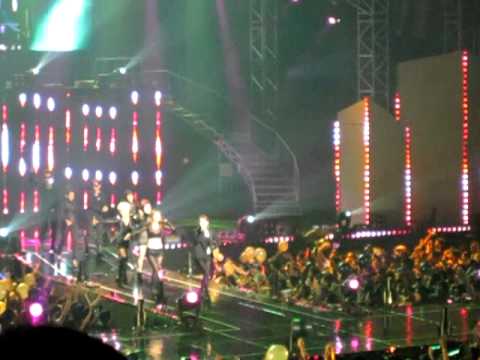 Brand New Concert- BEG Hold The Line