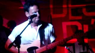 Desorden Público en Teatro Bar Valencia (Molotov love)