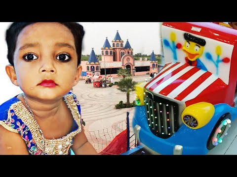 Noshi Pretend Play in the Family Fun Park!Kids Noshi Show