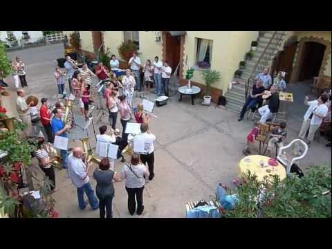 Winzerkapelle Guldental spielt auf ...