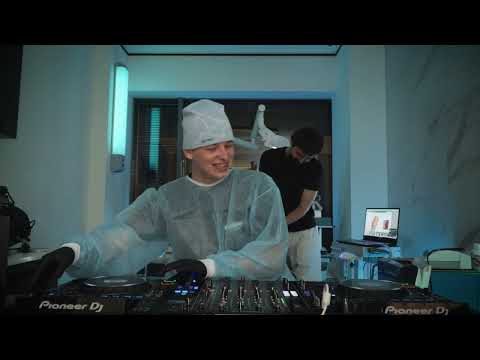 Salame live DJ set at the dentist's office (ukg,baile funk,hip hop,dub,speed garage)