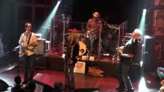 PAULA NELSON BAND - She&#39;s About A Mover