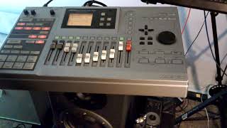 Video thumbnail for Zoom multitrack mrs-1044. Hard drive by David Shelton