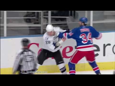 Zenon Konopka vs Aaron Voros