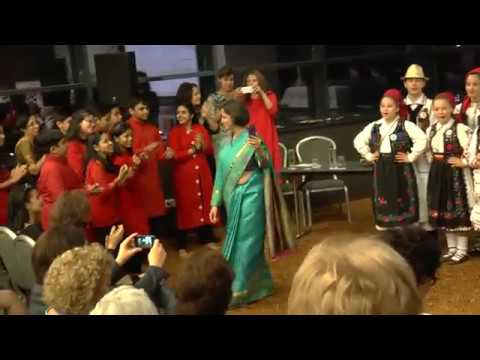 Octavian Blaga - Grupul vocal Florile Bihorului - Elevii din New Delhi.