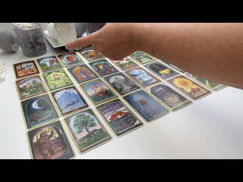 Orakel | LiebesOrakel | Was beschäftigt ihn/sie gerade...?, Welche Themen hat er/sie...? | Lenormand
