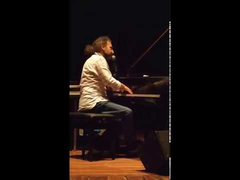 Stefano Bollani tribute to Pino Daniele "Je so' pazzo"