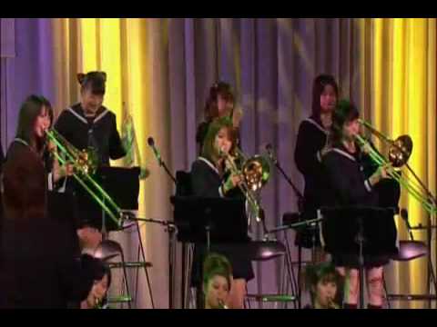 SWING GIRLS   In the Mood