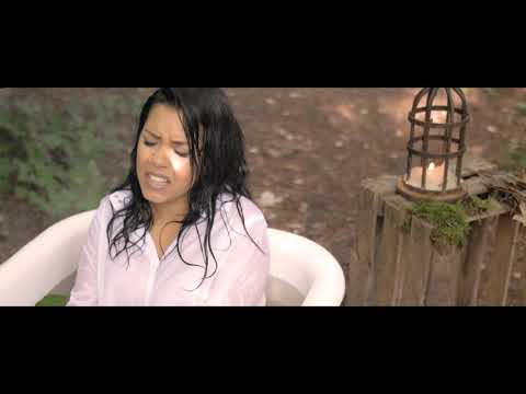 Diana Lucas - Acabou