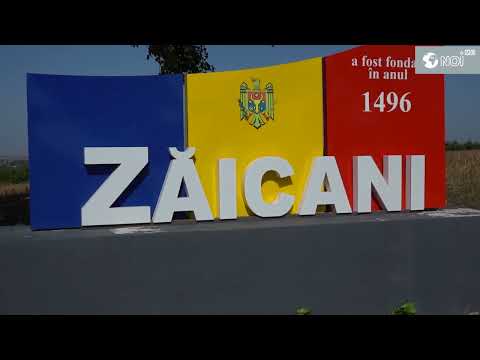 Victor Tăbîrță, primarul satului Zăicani la inaugurara Muzeului Cărții Iacob Burghiu