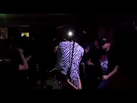 AxCxMxE en el halloweed sick gore party  en Bogotá.