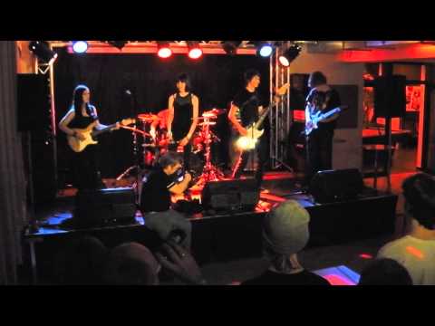 I Don't Mind - Tramps
