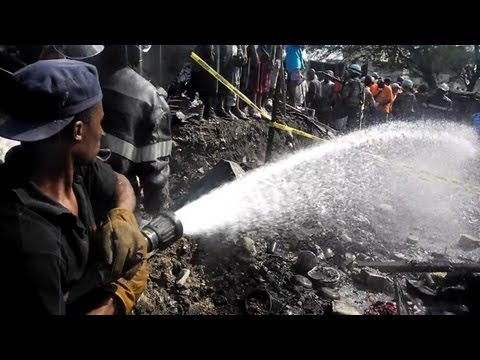 Incendio en campo de refugiados en Haití