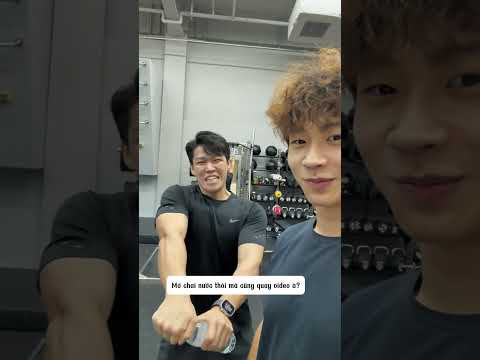 Thử Độ Mạnh Của Các Anh Gym Bằng Một Chai Nước Dính Keo 502 😂