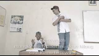 Download lagu Tertawa untuk menutup i luka😂🤘 mp3