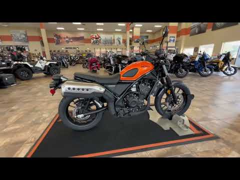 2023 Honda SCL500 in Manitowoc, Wisconsin - Video 1