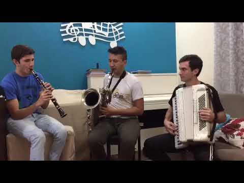 Sax Barítono  A paz de Deus