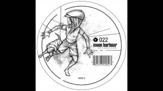 Matthias Tanzmann - Bulldozer - Moon Harbour Recordings MHR022 (2006)