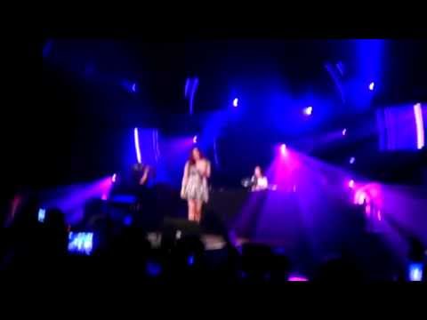 Jwayden and Nifra - pink stage - ASOT550