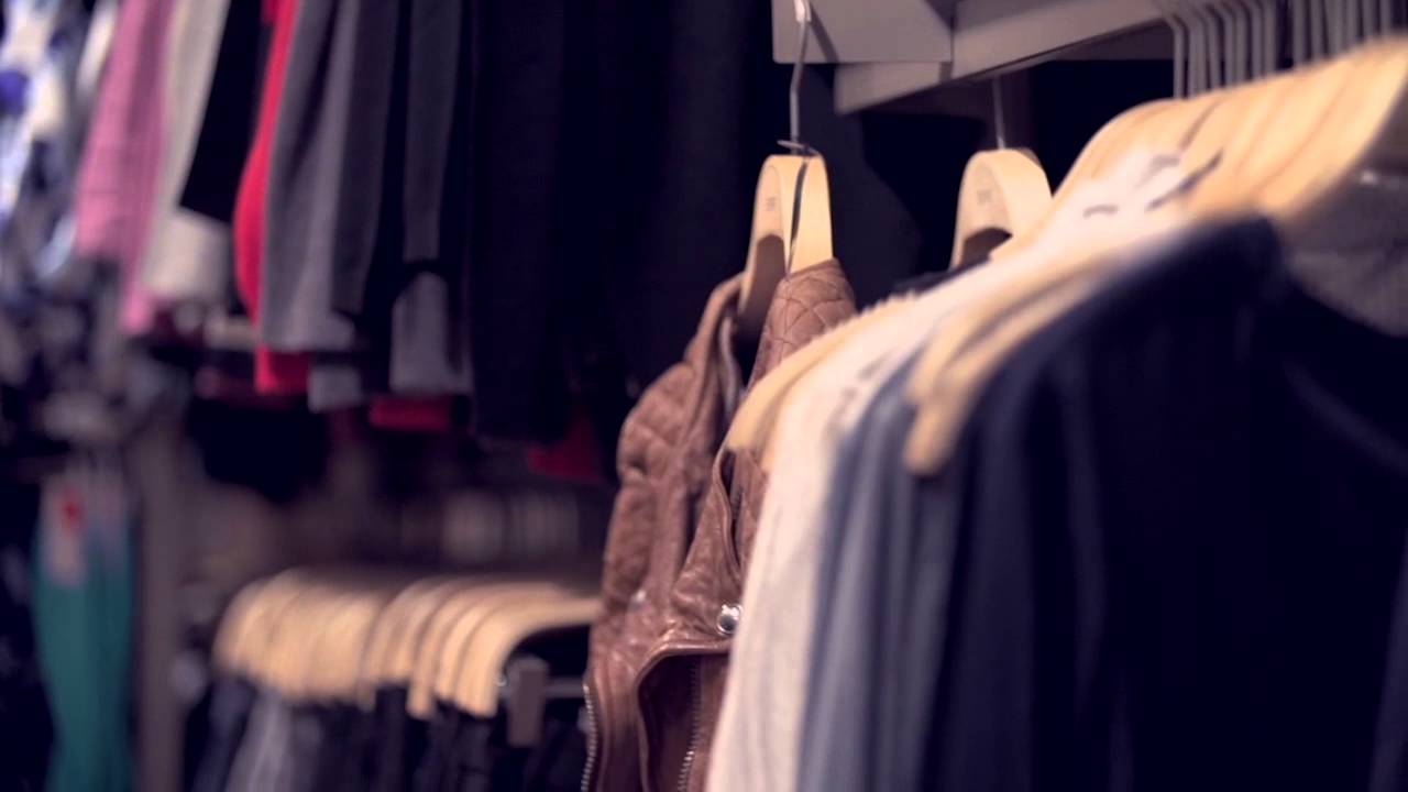 Esprit Mode und Accessoires Kollektion