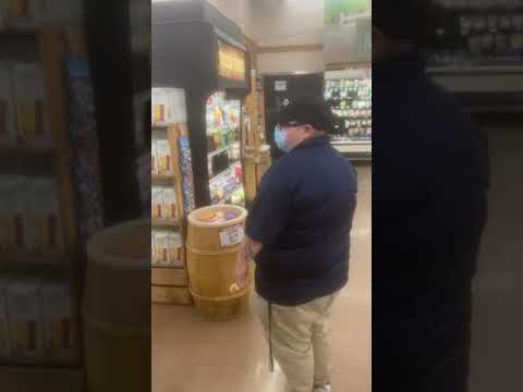 Sprouts Farmers Market - Unprofessional employees