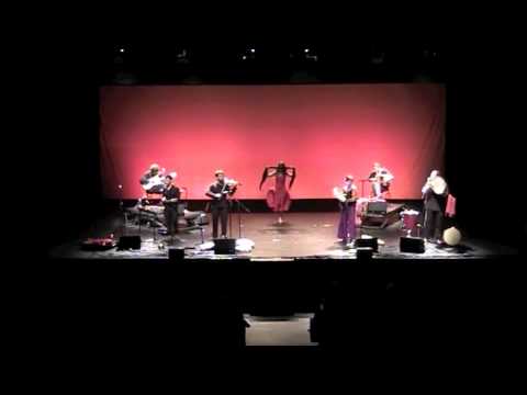 Pizzica, Salento (Italy) - Beddhu stanotte by Canzoniere Grecanico Salentino