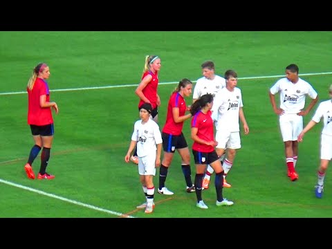 Partido de Hombres vs Mujeres (Termina en Humillaciones Total 😂)