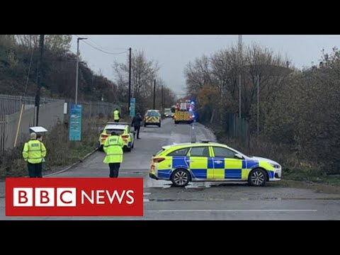 埃文茅斯垃圾處理廠發生爆炸，4人死亡 - BBC News (4 people die in explosion at waste treatment works in Avonmouth - BBC News)
