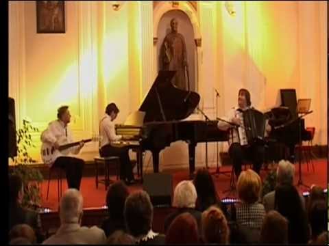 Bojan Jovanovic Trio - Splet srpskih pesama i kolo  Kragujevac 2013