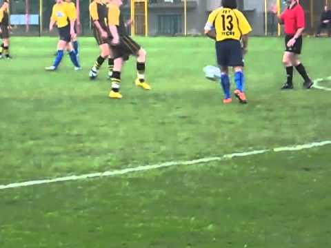 Piast Pawłowice Śl    ZET Tychy 12 05 2010 Bartek Karwan w A klasie