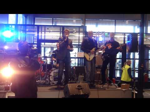 Matti Helimo - Lukko Voittoon 29.03.2010 @ Kivikylän Areena - Kivikylän Tuhtitupa [720p HD]