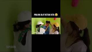 Download lagu P4k54 dia J1l4t Ketiak Kita mp3