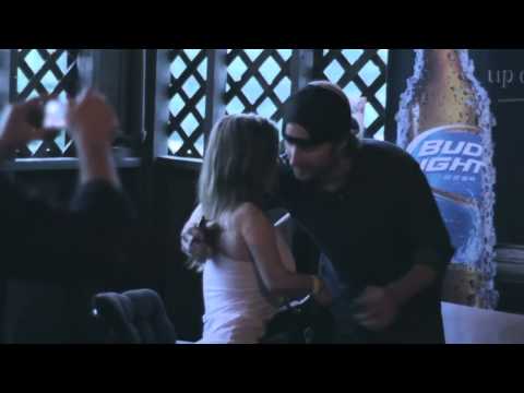 Dierks Bentley - Fiddlin' Around