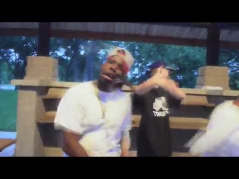 All Ona Bitch Gang ft. Sa'Vii Krst - Yeah, Get Money (Official Music Video)