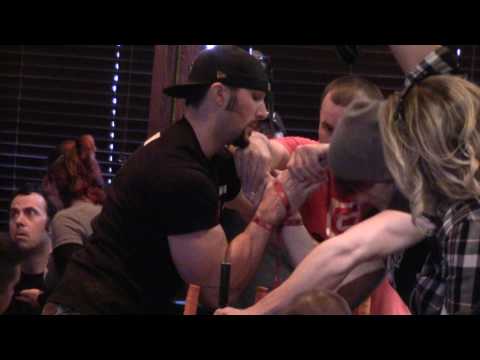 Kevin Robertson vs Filip Cico Hritz