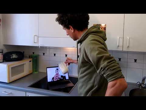 So funktioniert Nachbarschaftshilfe. Einfach und gefahrenfrei.