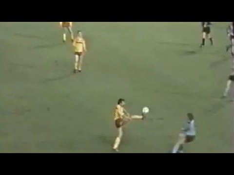[Résumé] 02/11/1984 - Division 1 - Journée 15 - LENS TOURS 6 - 1